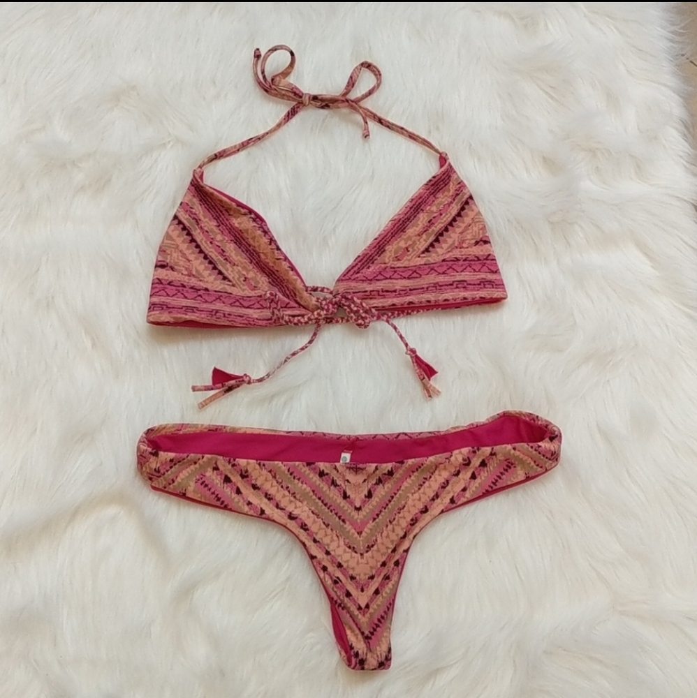 ⭐ Bettinis Reversible Swimsuit